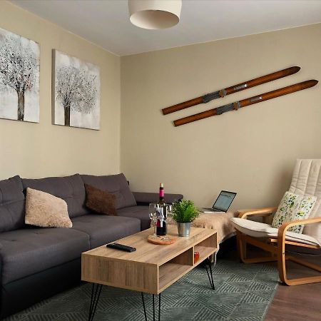 Apartamento Acogedor Y Familiar - Wifi+Chromecast Puigcerda Exterior photo