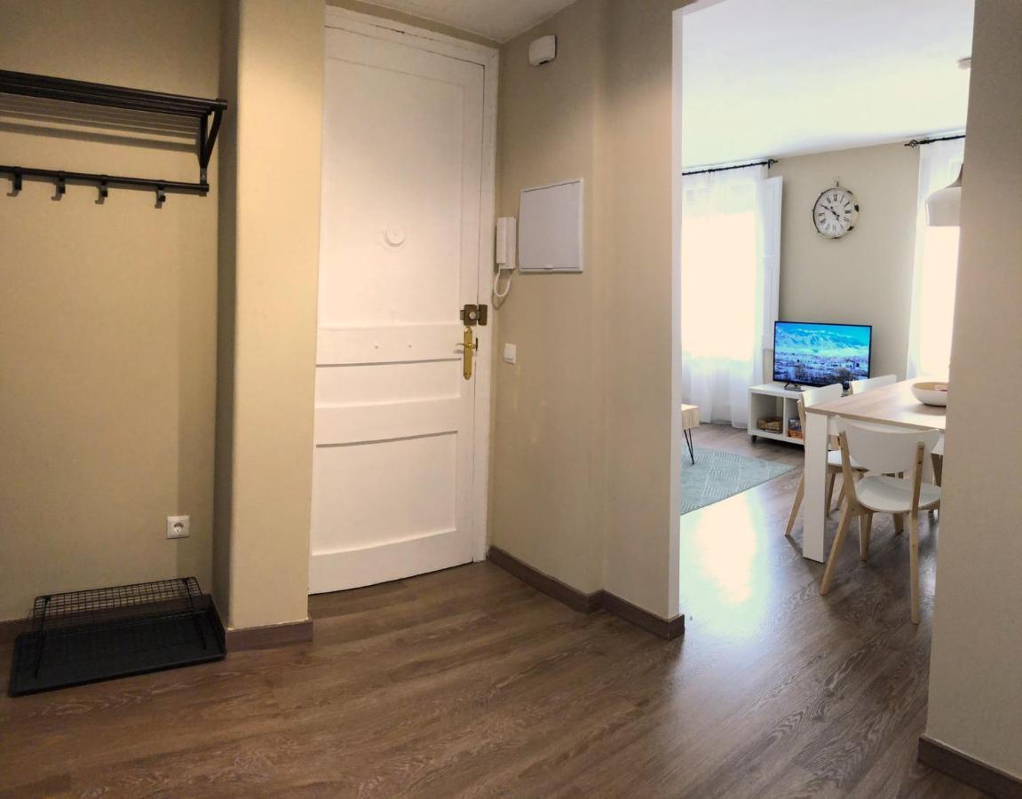 Apartamento Acogedor Y Familiar - Wifi+Chromecast Puigcerda Exterior photo